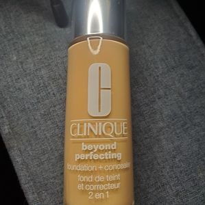 Clinique beyond perfecting foundation